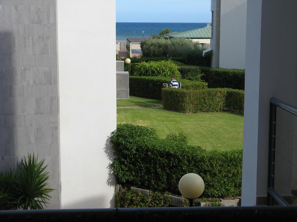 Apartamento Venavera Playa De Baria 2 K-1D Primera Linea Gran Terraza Y Wifi Eksteriør billede